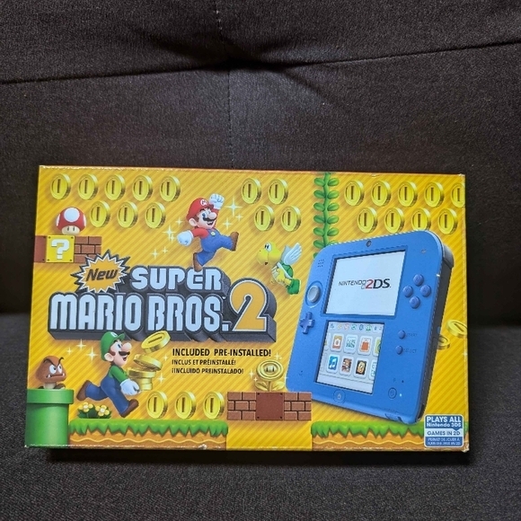 Nintendo 2DS Blue with New Super Mario Bros. 2 - Picture 1 of 6